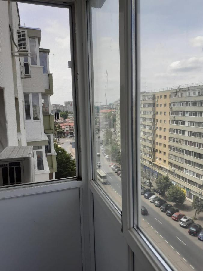 Studio H Bucureşti Ngoại thất bức ảnh